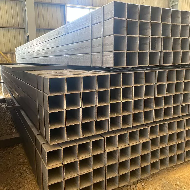 ທໍ່ສີ່ຫຼ່ຽມສີດຳ