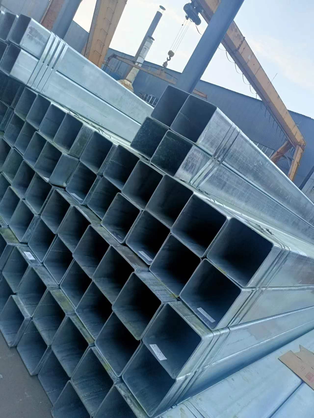 ທໍ່ Galvanized ເສັ້ນຜ່າສູນກາງຂະຫນາດໃຫຍ່