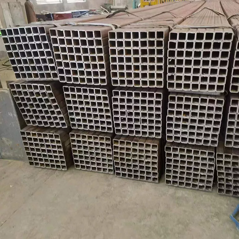 ທໍ່ສີ່ຫລ່ຽມທີ່ມີຝາໜາ