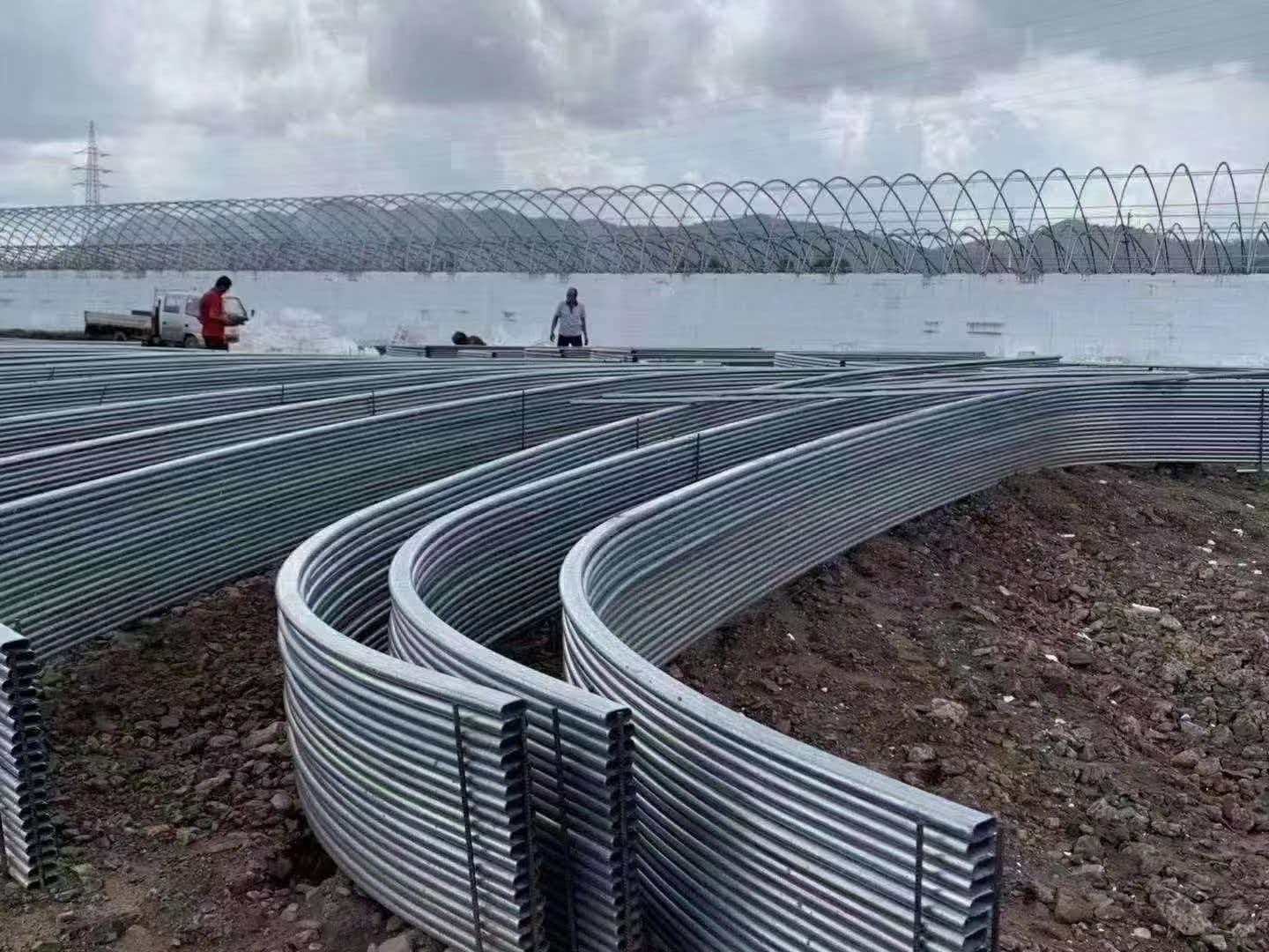 ທໍ່ຮູບສ້ວຍຂອງຝາບາງໆ Galvanized